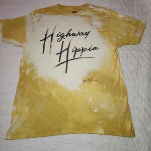 Bohemian Cowgirl Womens Sz L T-Shirt Yellow Highway Hippie